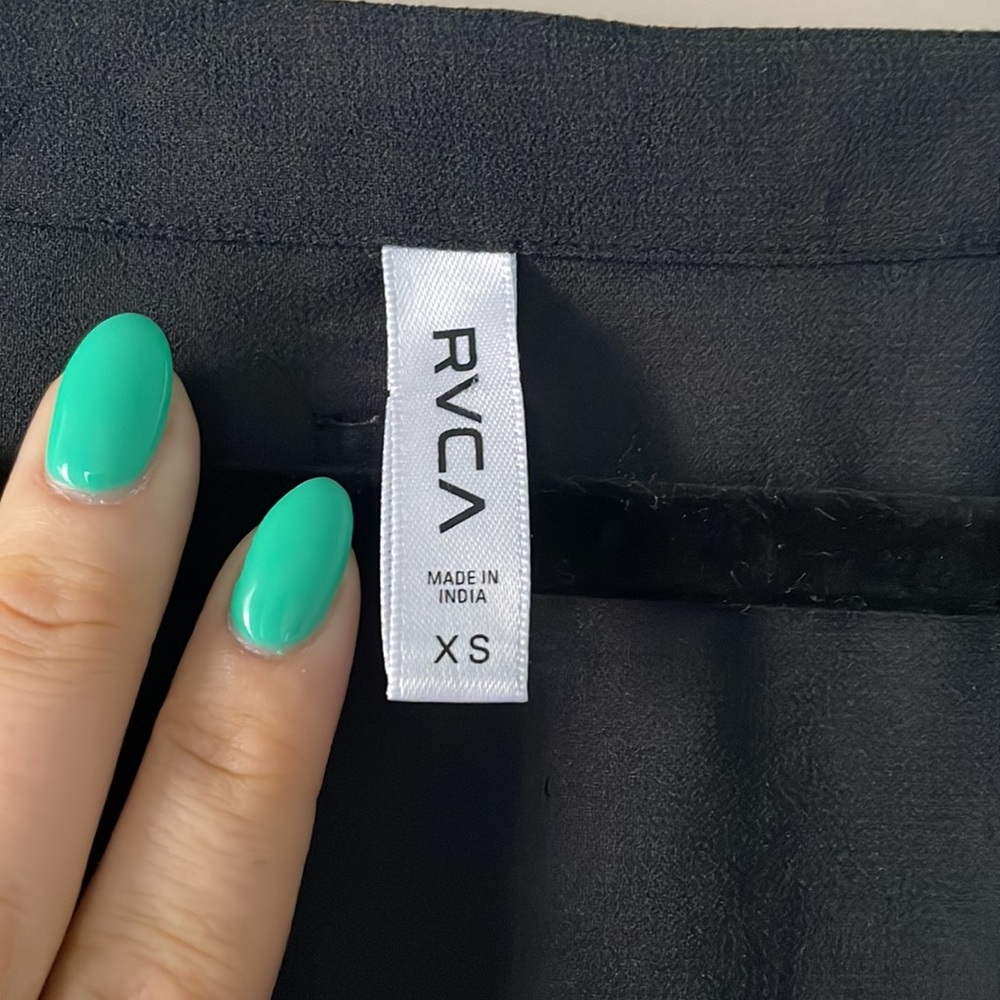 RVCA Tee - Picture 2 of 10